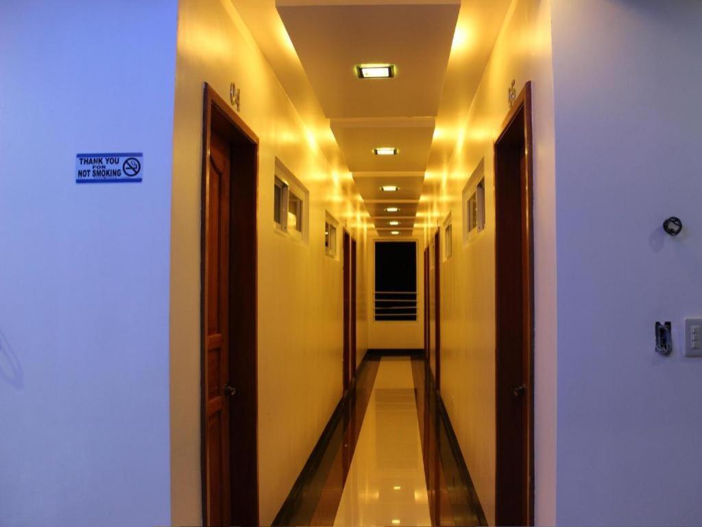 Citrine Travel Lodge Эль-Нидо Экстерьер фото